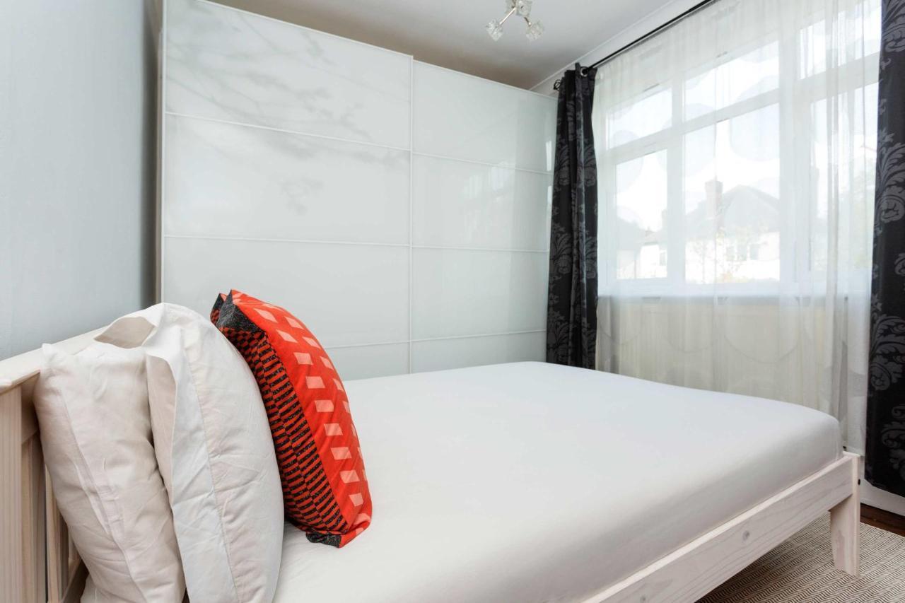 Veeve - Wimbledon Wildflower London Bagian luar foto